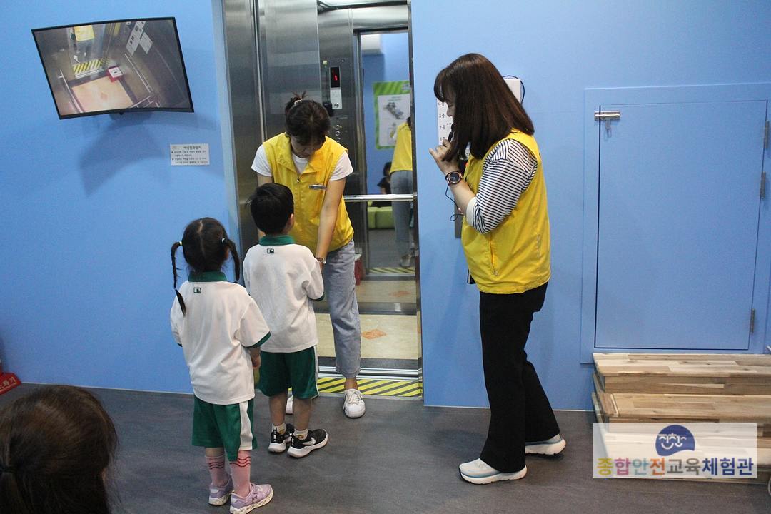 IMG_0143_-_복사본.jpg