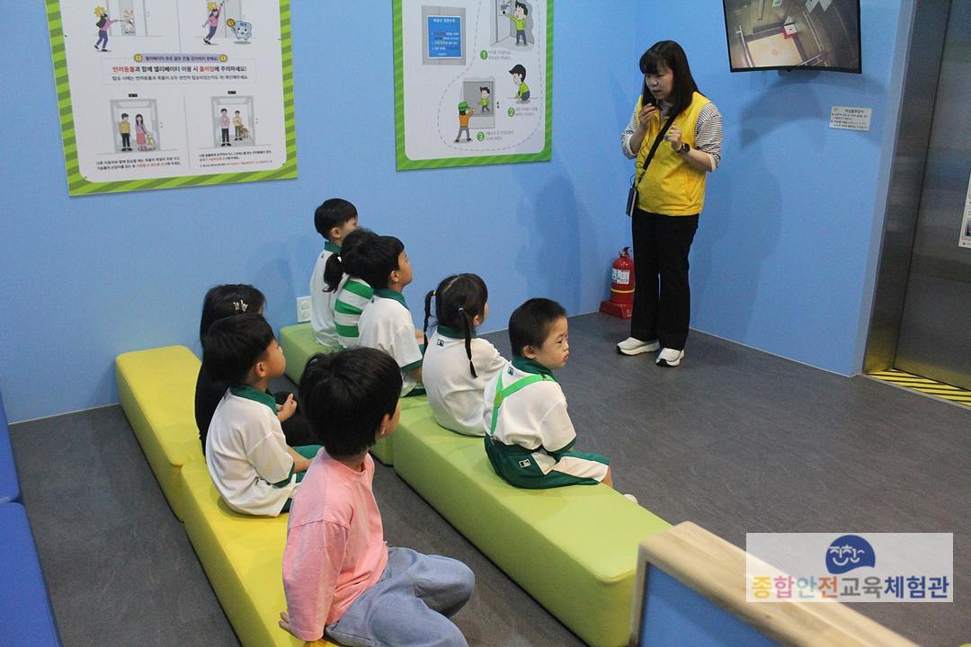 IMG_0125_-_복사본.jpg